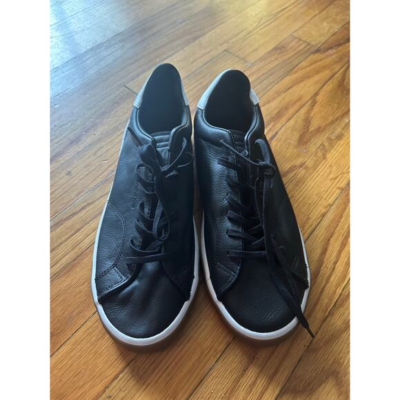 New Balance Court Shoes | Black White Gum Skate Sneakers | Men’s Size 10 - Picture 2 of 11